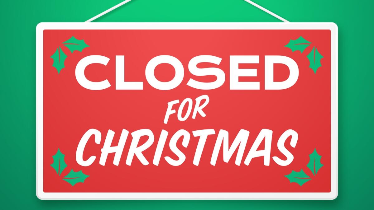closed for xmas sign.